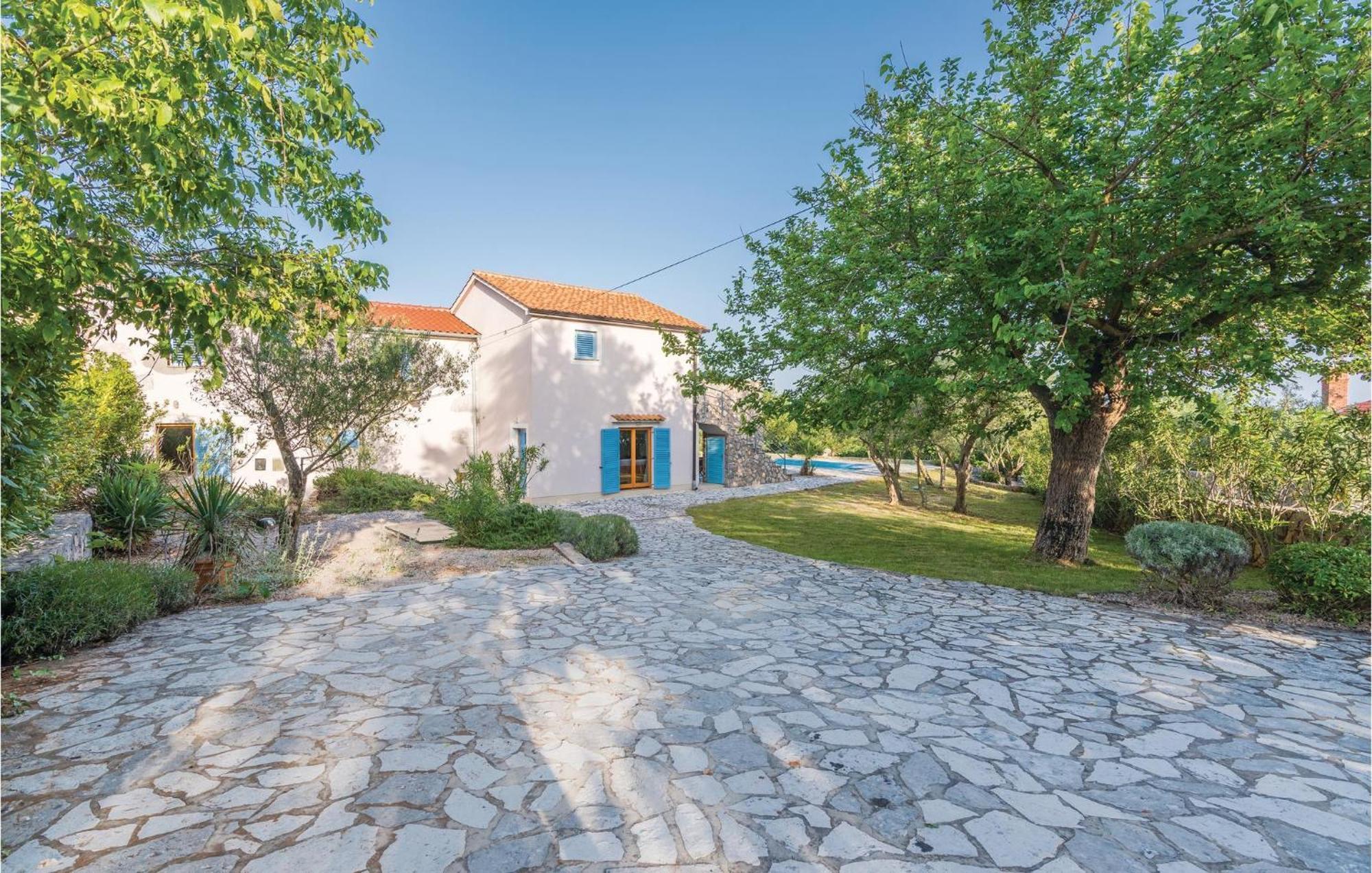 Nice Home In Zgaljici With Outdoor Swimming Pool Skrbčići 外观 照片